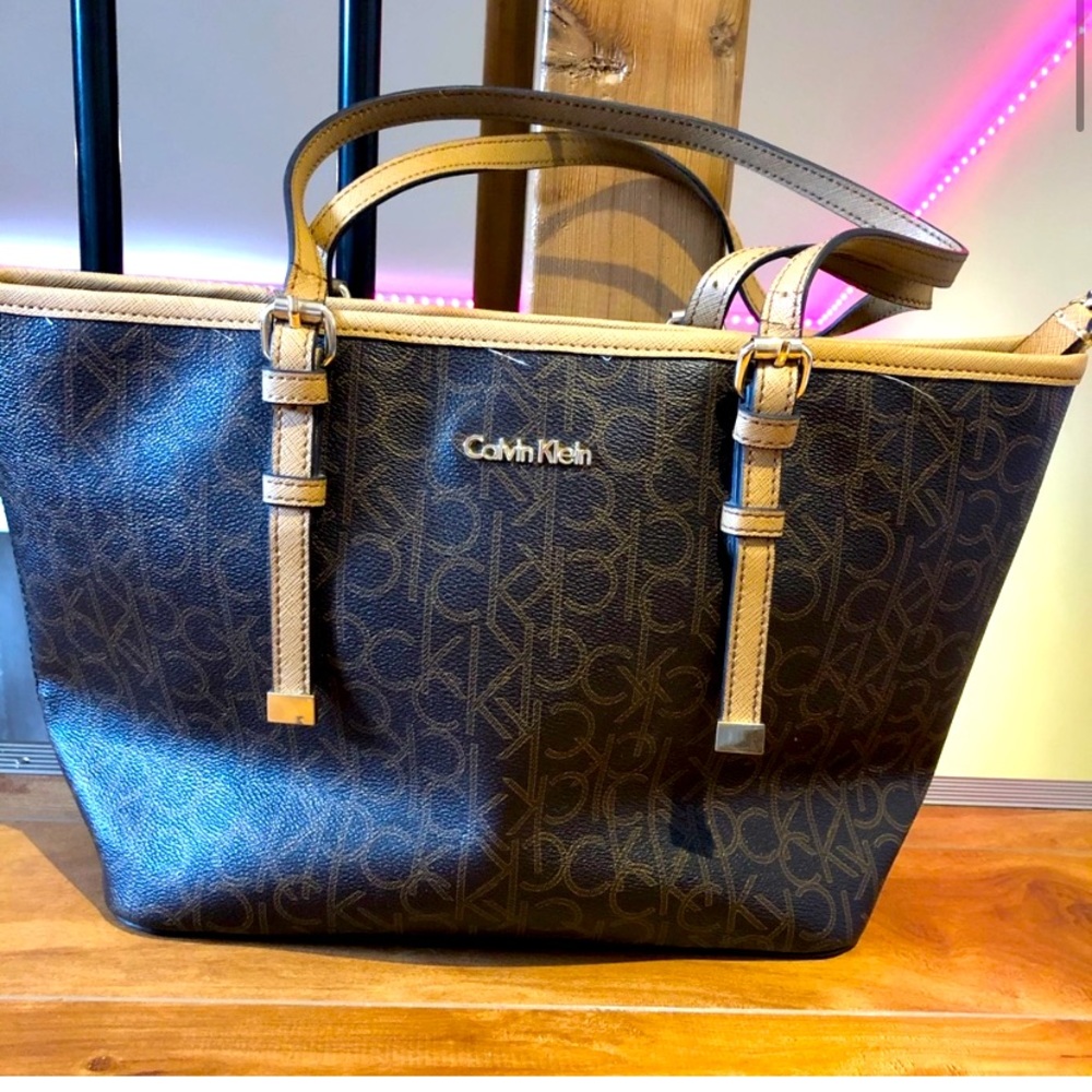 CK purse